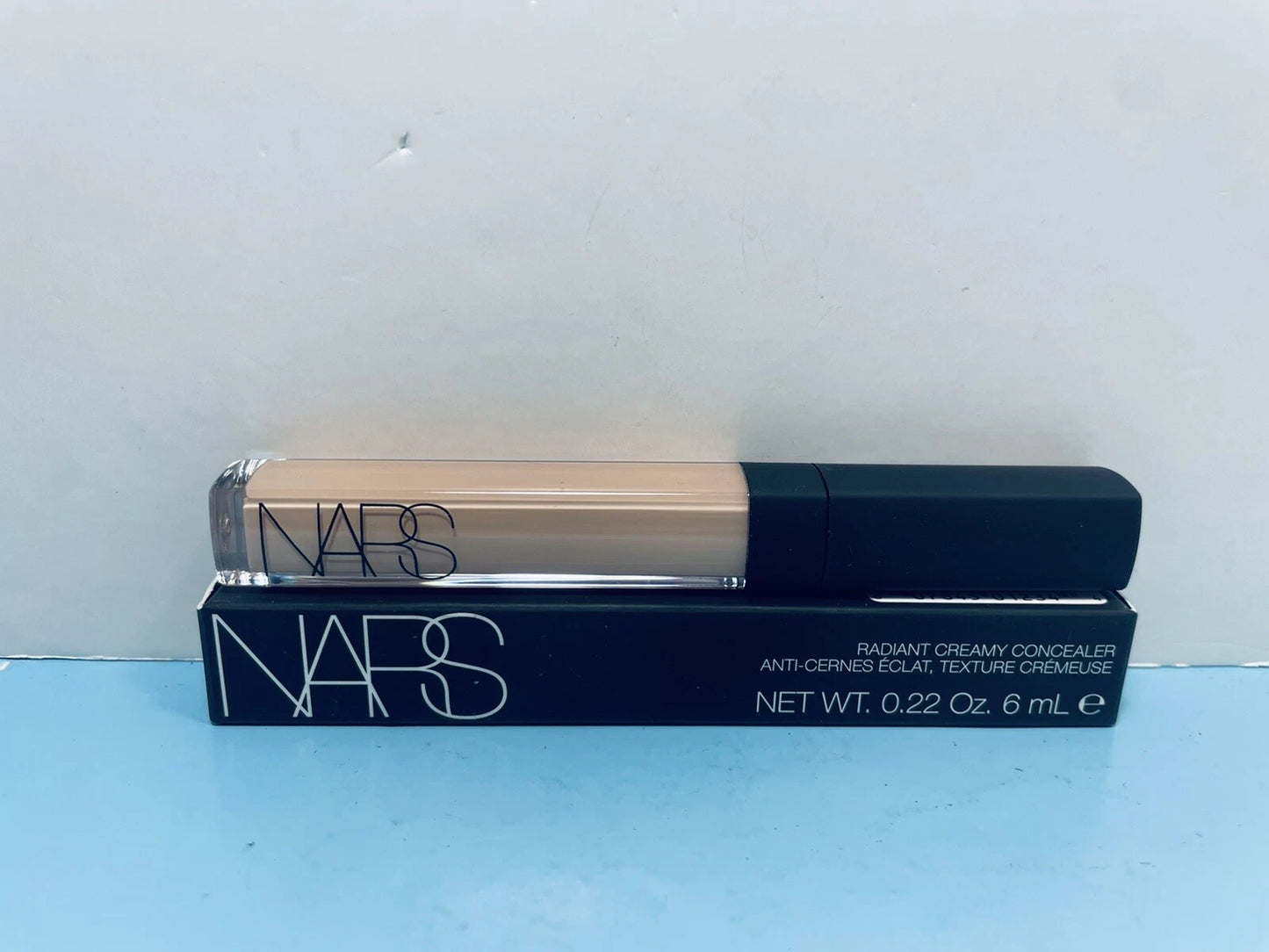 NARS Radiant Creamy Concealer Medium Buildable Coverage 6ml / 0.22oz