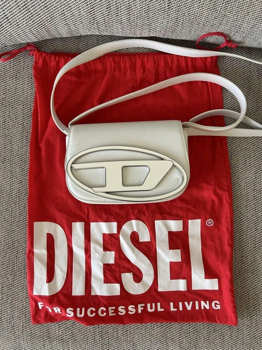 Diesel 1DR White Women's Shoulder Bag with Adjustable Strap & Dust Bag