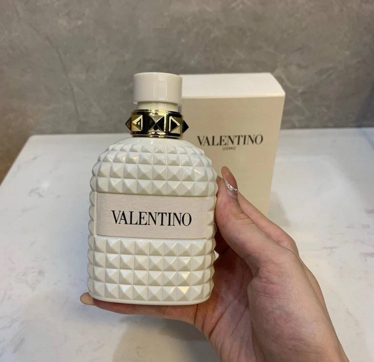 Valentino Born In Roma Uomo Ivory Eau de Toilette EDT Spray 3.4 oz / 100 ml