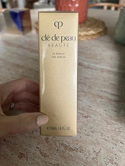 Clé de Peau Beauté The Serum Luxury Facial Serum 50ml / 1.6 fl oz